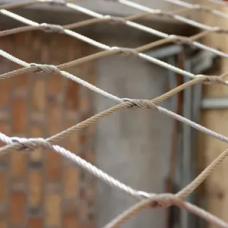 Сетка нержавеющая тросовая с параллельным узловым креплением и ромбической ячейкой Н1 7х7 AISI 304 20х35х1 мм